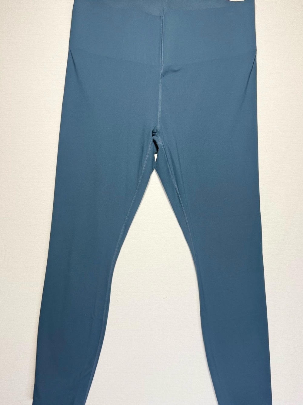 Fabletics High-Waist Leggings in Teal